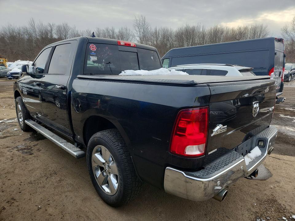 2015 Dodge Ram 1500 slt
