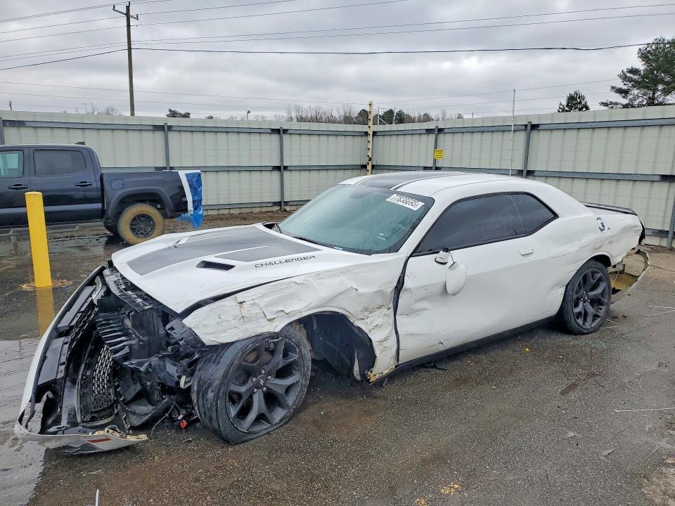 2015 Dodge Challenger sxt