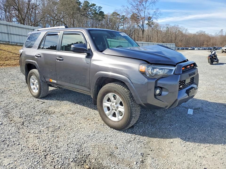 2022 Toyota 4runner SR5