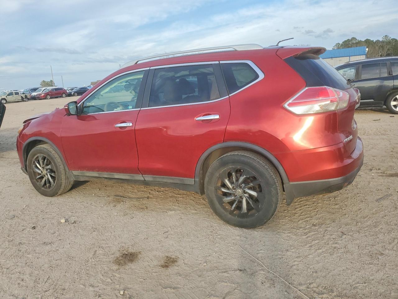 2015 Niss Rogue s