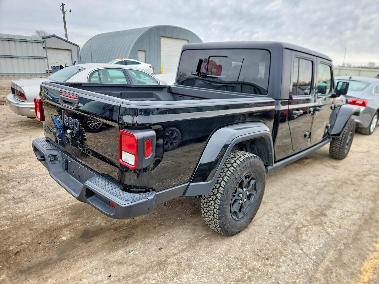 2022 Jeep Gladiator Sport