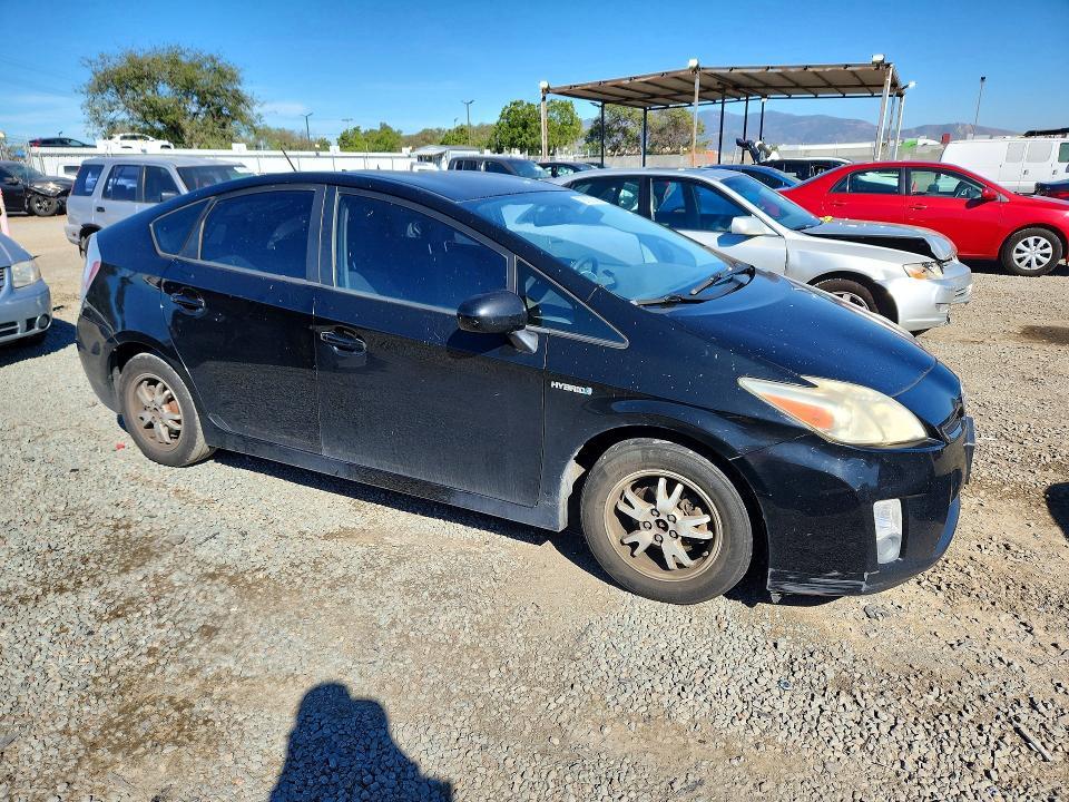 2010 Toyota Prius iii