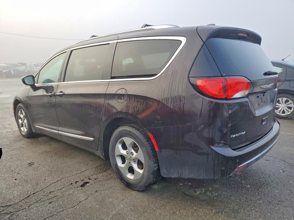 2017 Chrysler Pacifica Touring l Plus