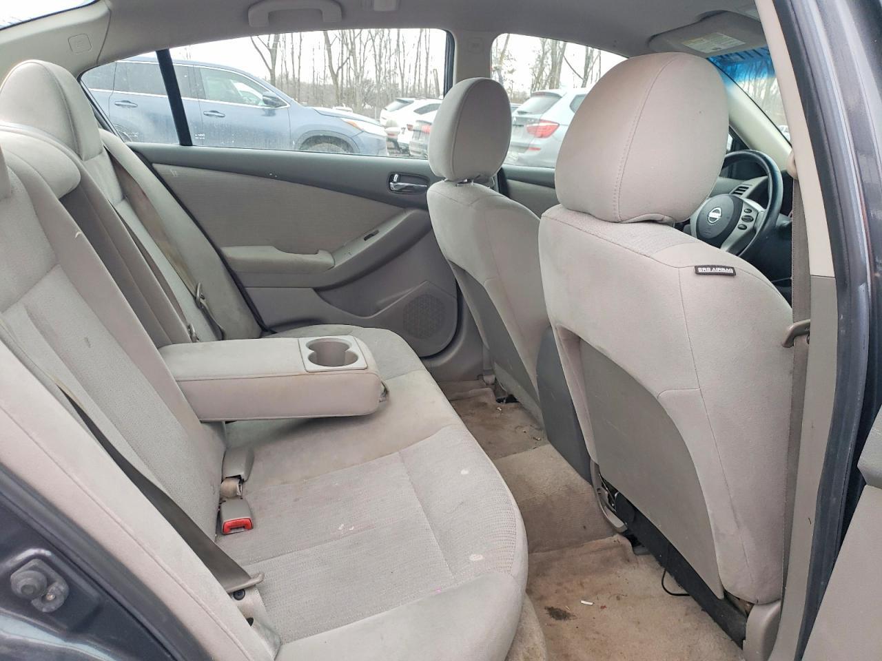 2011 Nissan Altima Base