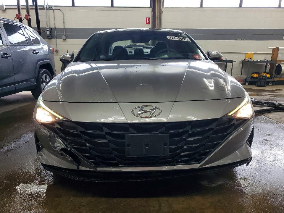 2023 Hyundai Elantra Blue