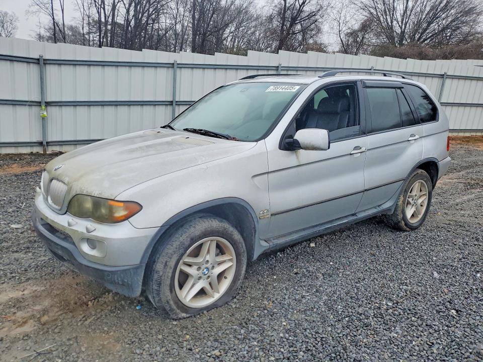 2004 BMW X5 4.4i