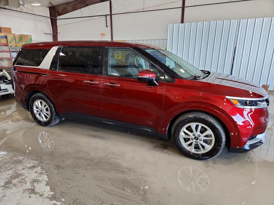2024 KIA Carnival lx