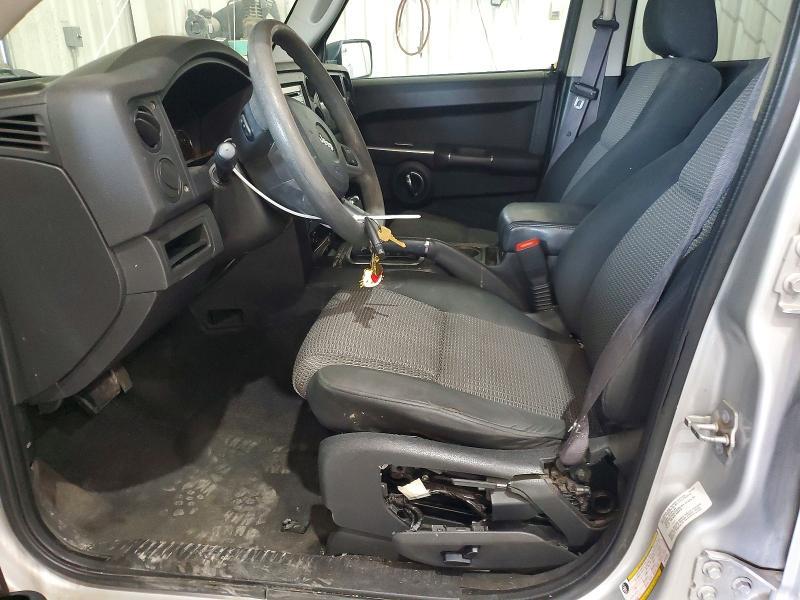 2010 Jeep Commander Sport