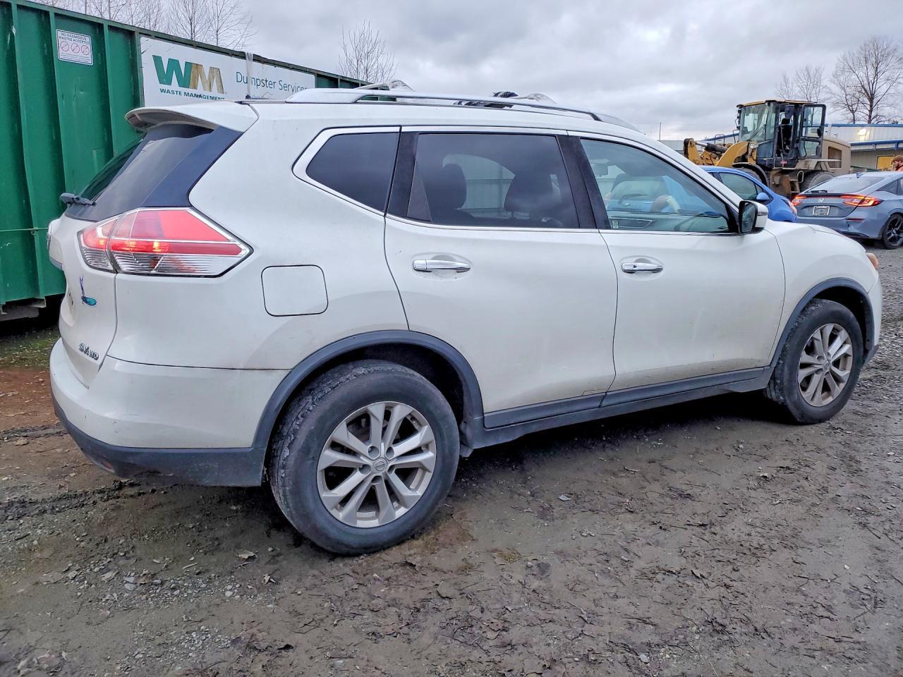 2016 Niss Rogue sv