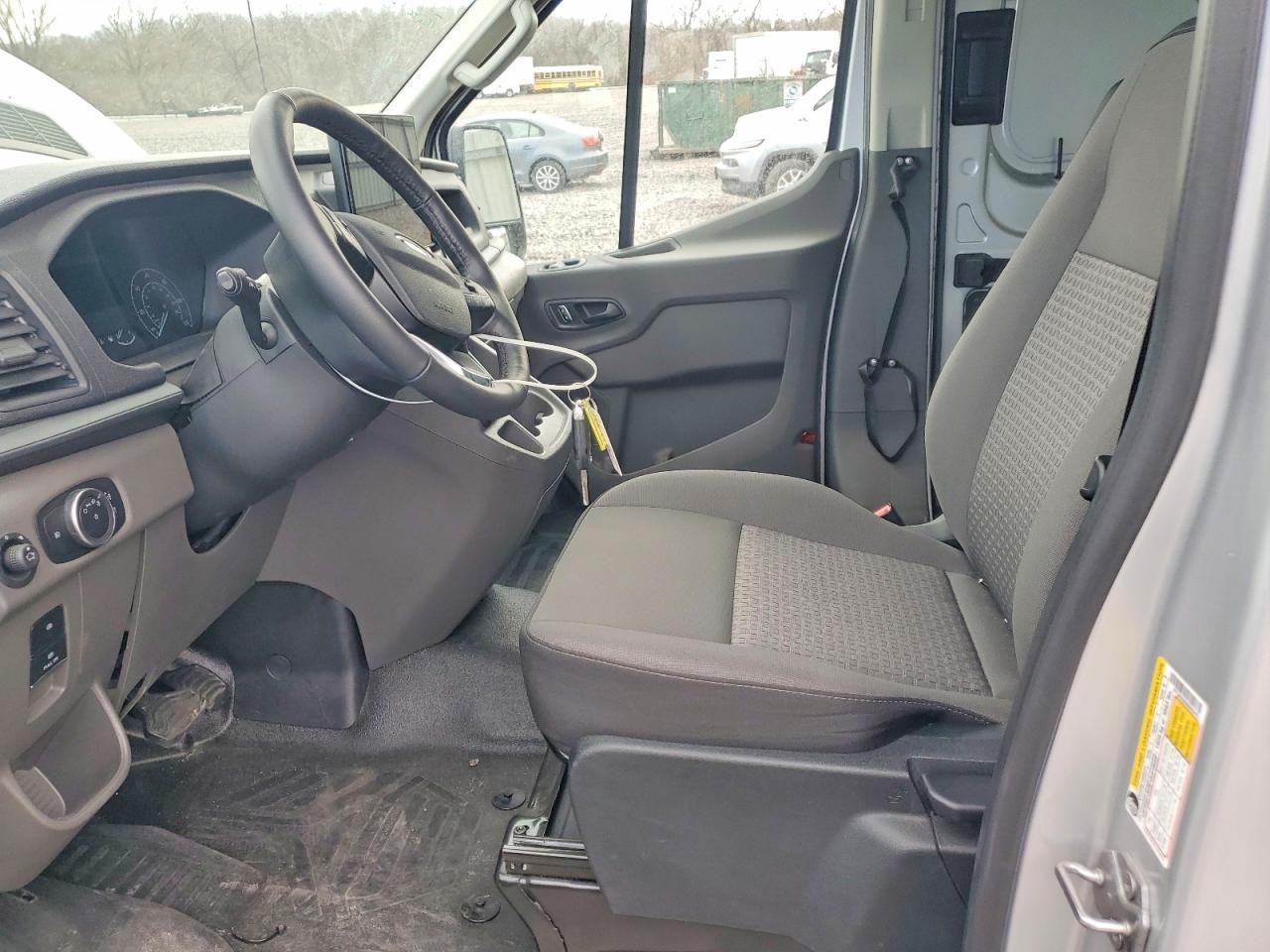 2025 Ford Transit T-350