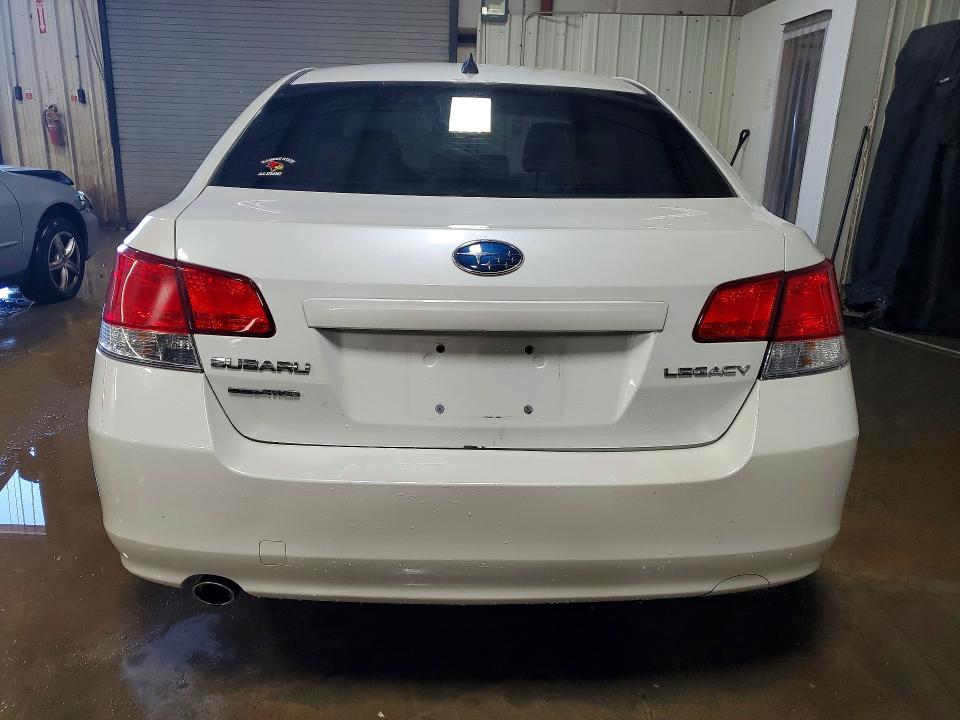 2011 Subaru Legacy 2.5i Premium