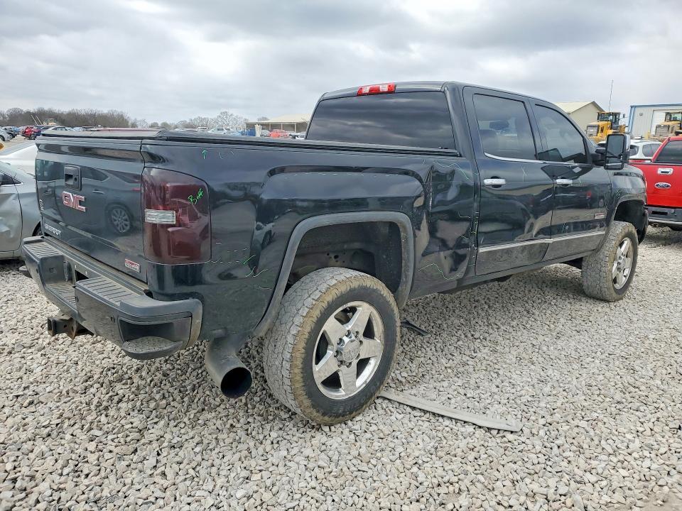 2017 GMC Sierra K2500 SLT