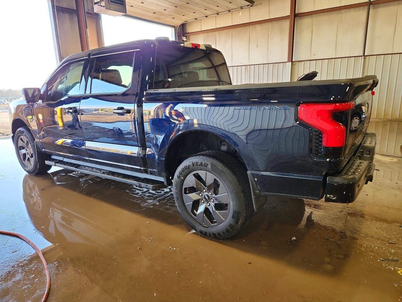 2025 Ford F150 Lightning XLT