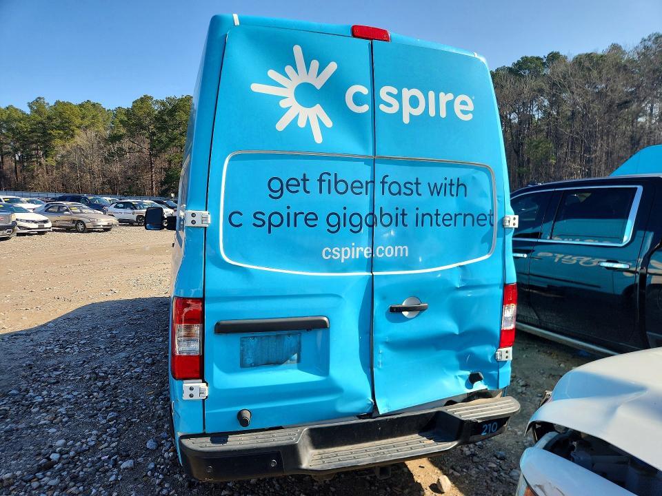 2020 Nissan NV 2500 Utility / Service Van