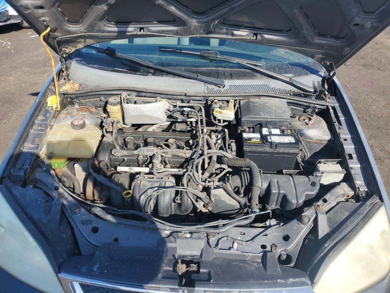 2005 Ford Focus ZX5