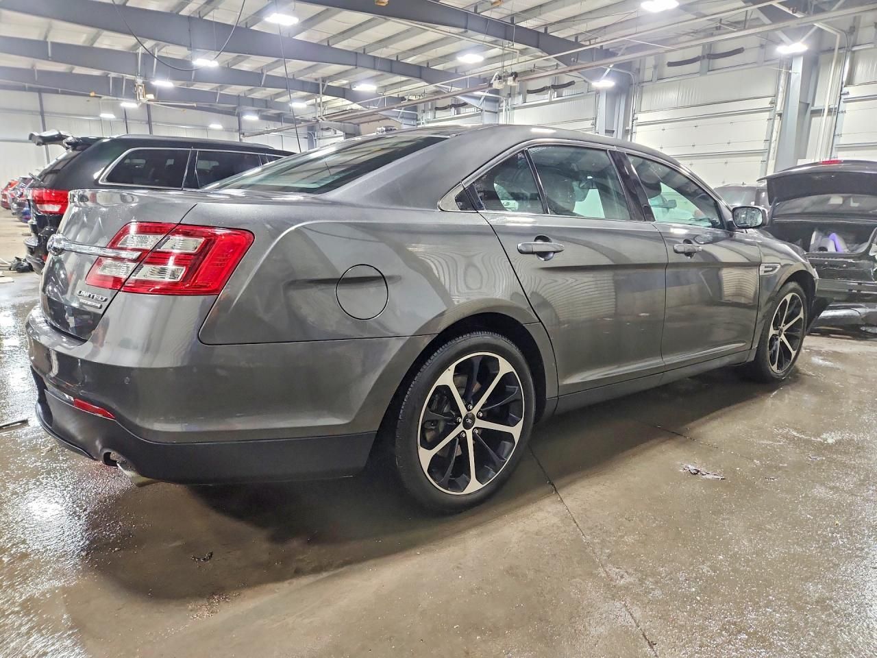 2016 Ford Taurus Limited