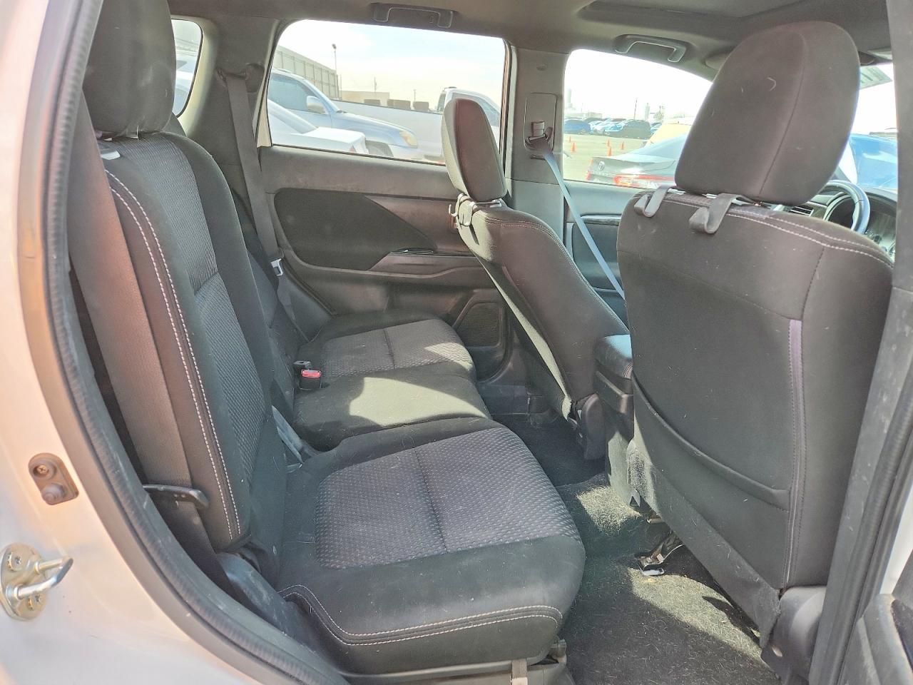 2018 Mitsubishi Outlander se