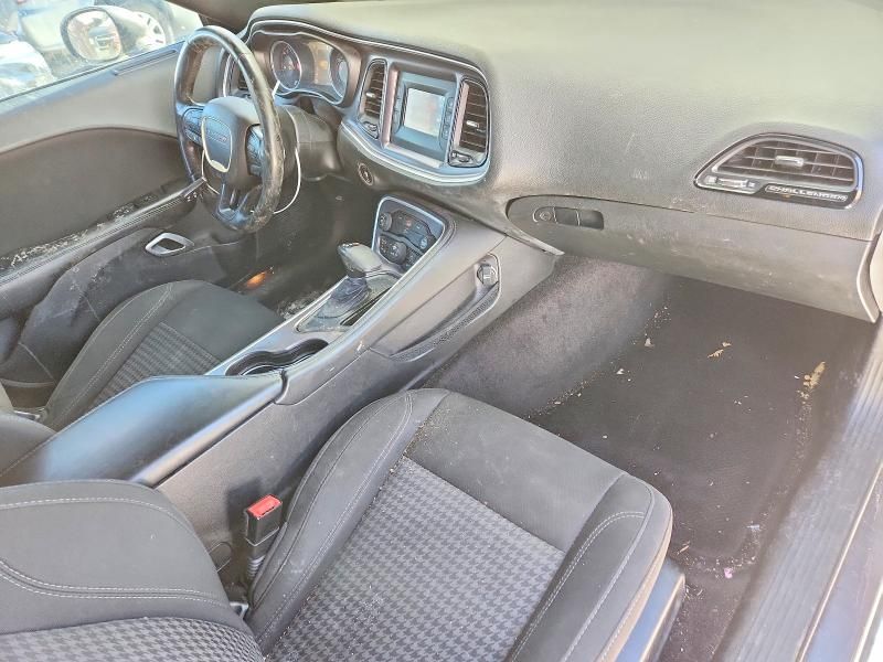 2016 Dodge Challenger sxt