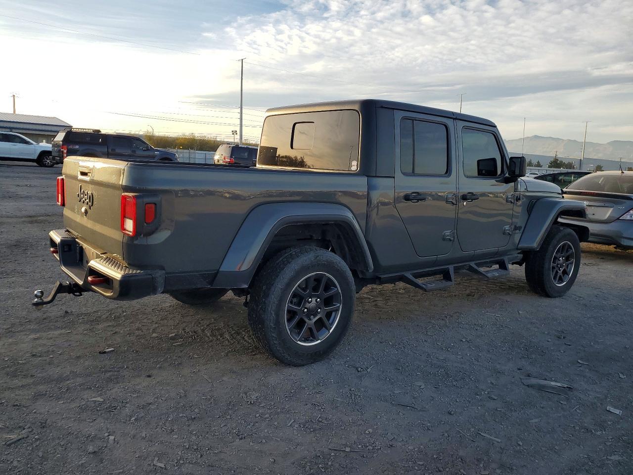 2020 Jeep Gladiator Sport