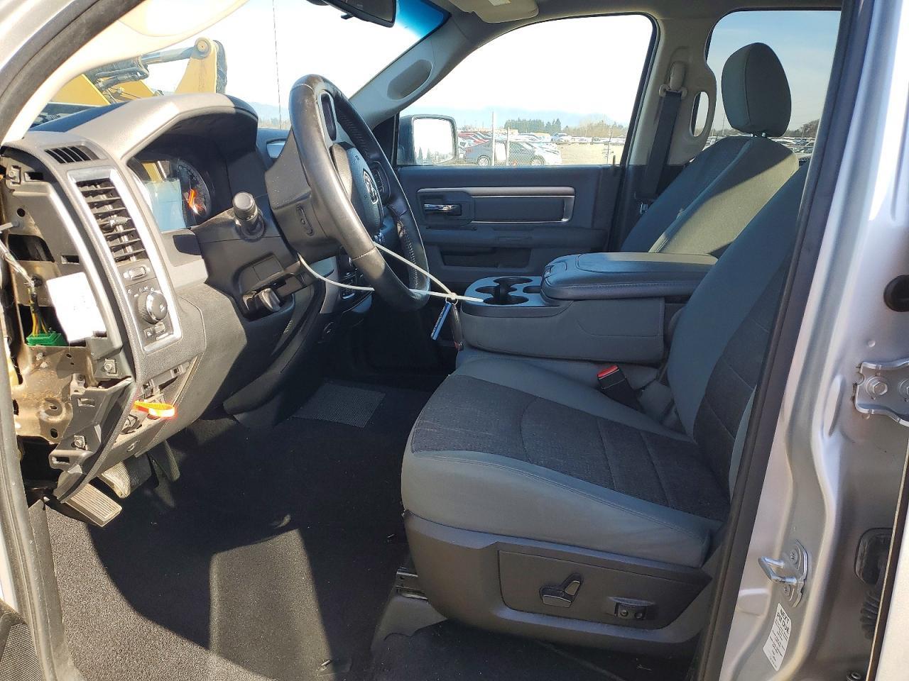 2016 Dodge Ram 1500 slt