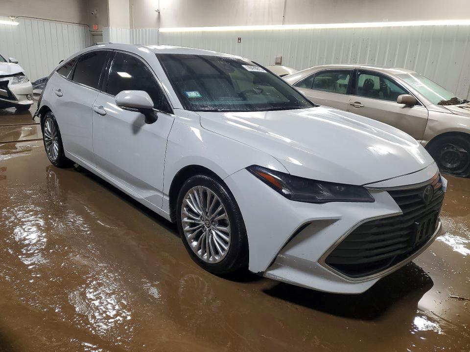 2022 Toyota Avalon Limited