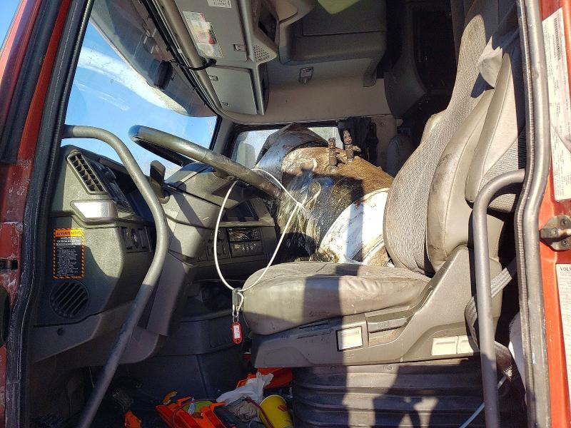 2020 Volvo VNL Semi Truck