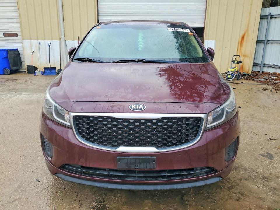 2017 KIA Sedona lx