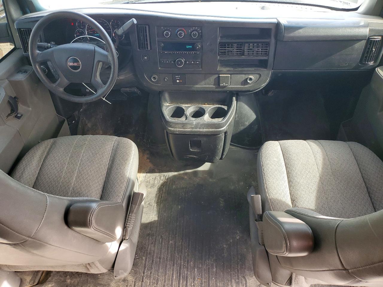 2017 GMC Savana G2500