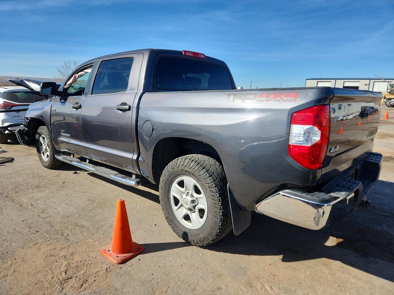 2018 Toyota Tundra SR5