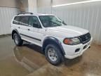 2003 Mitsubishi Montero Sport es