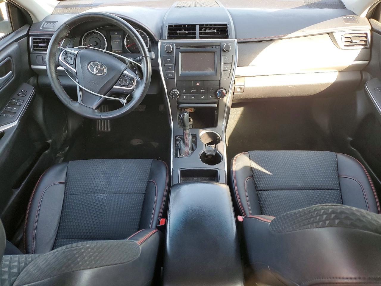 2015 Toyota Camry le