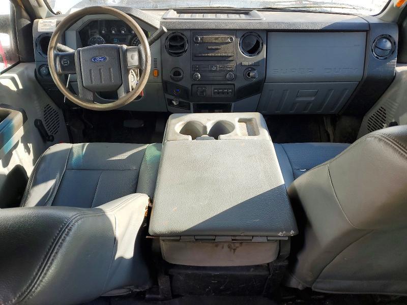 2015 Ford F450 Super Duty Flatbed Truck