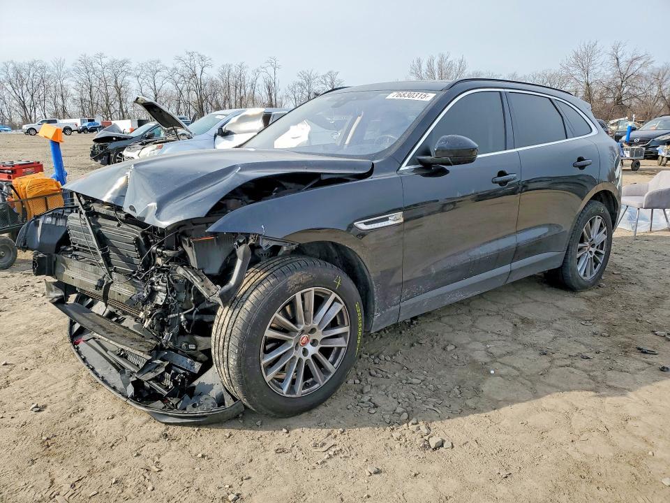 2017 Jaguar F-pace Prestige