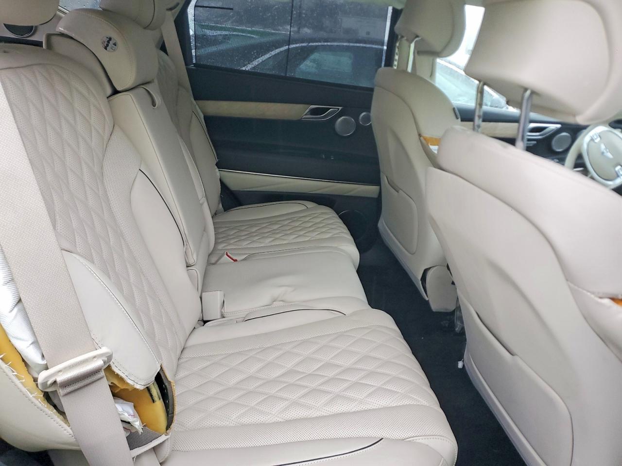 2023 Genesis Gv80 Base