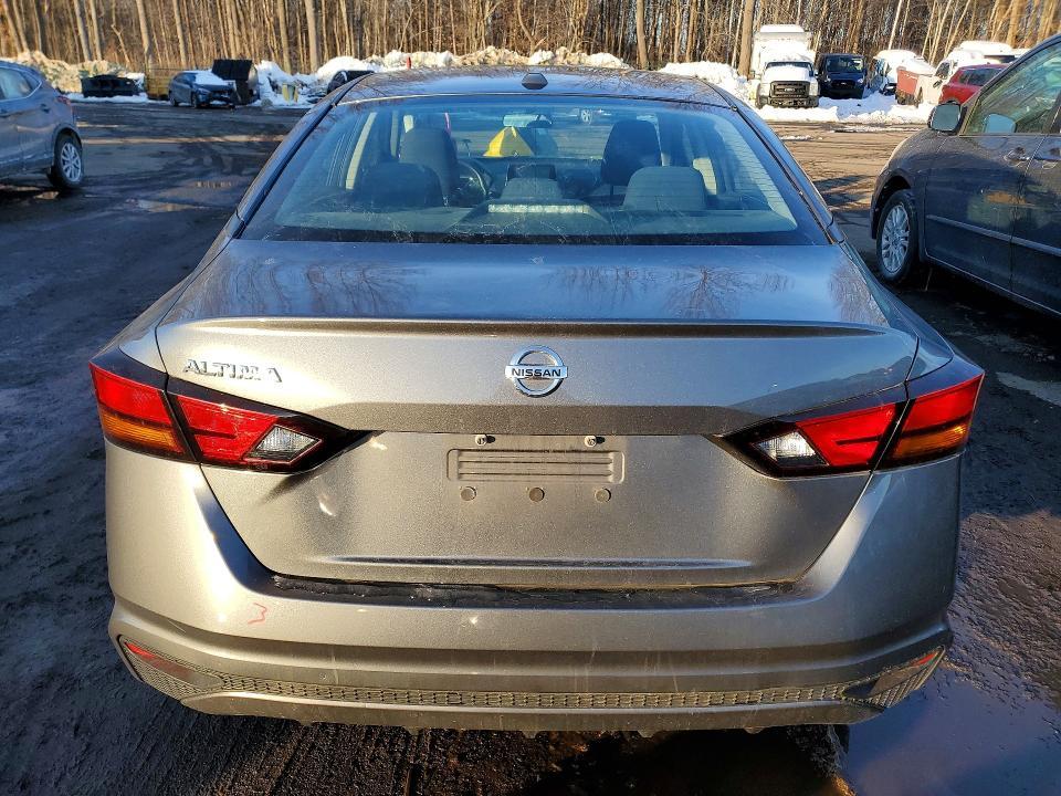 2020 Nissan Altima s