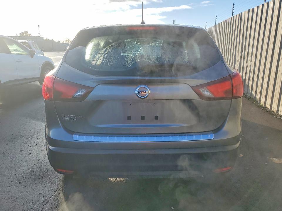 2017 Nissan Rogue Sport s