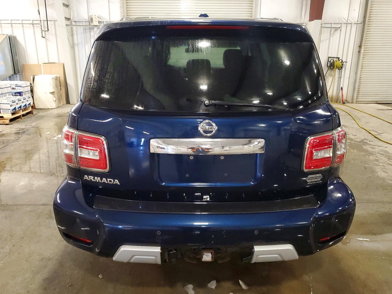 2017 Nissan Armada sv