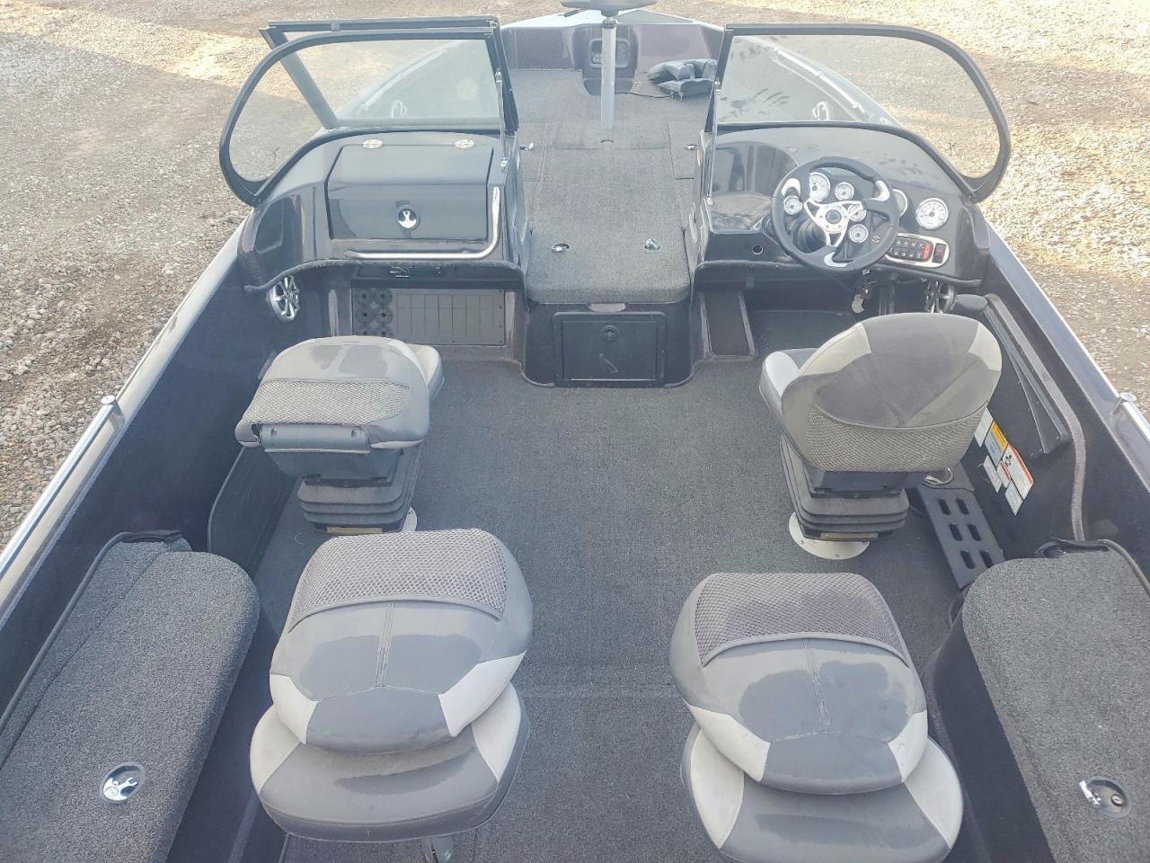 2014 Tracker Boat