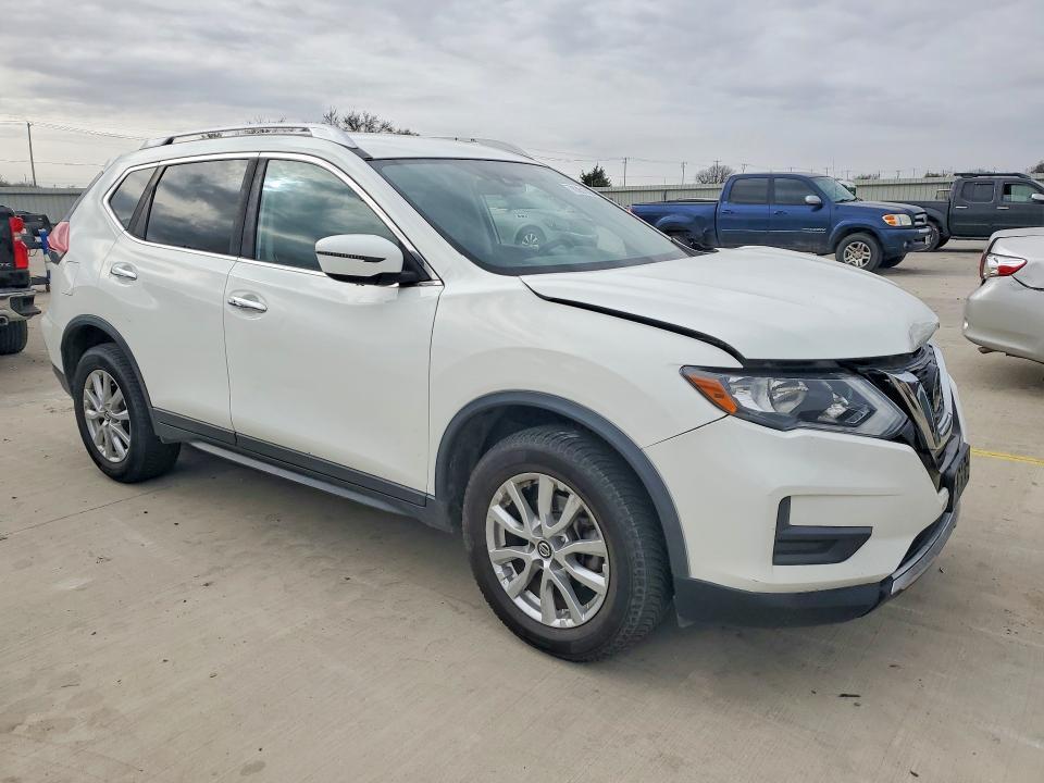 2019 Nissan Rogue sv