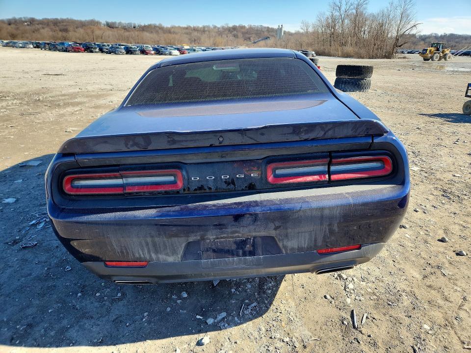 2016 Dodge Challenger sxt