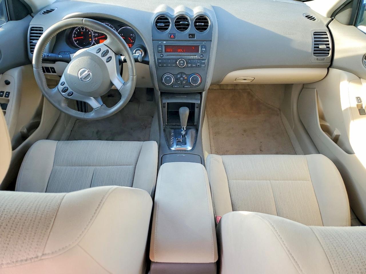 2011 Nissan Altima Base
