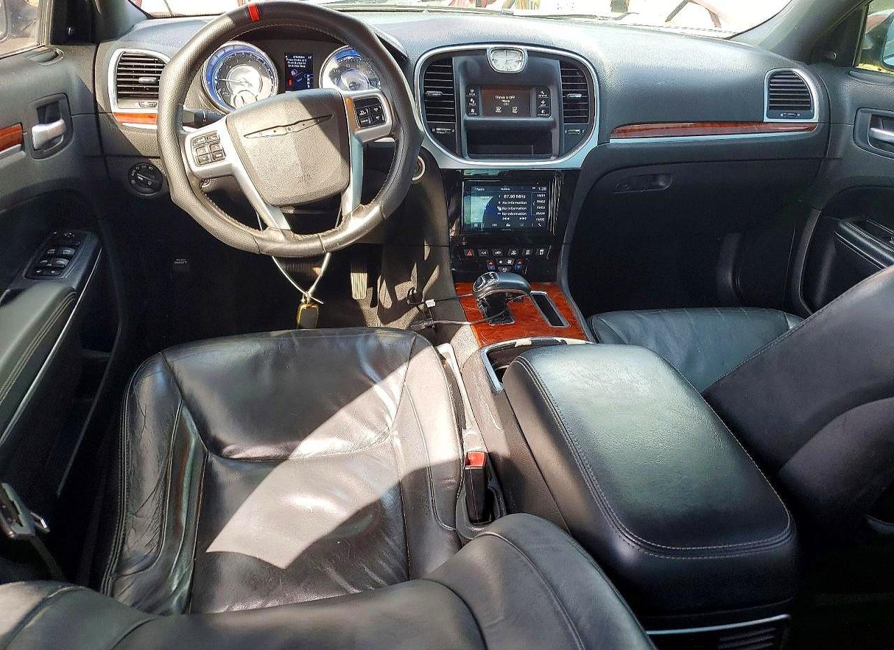 2012 Chrysler 300 Limited