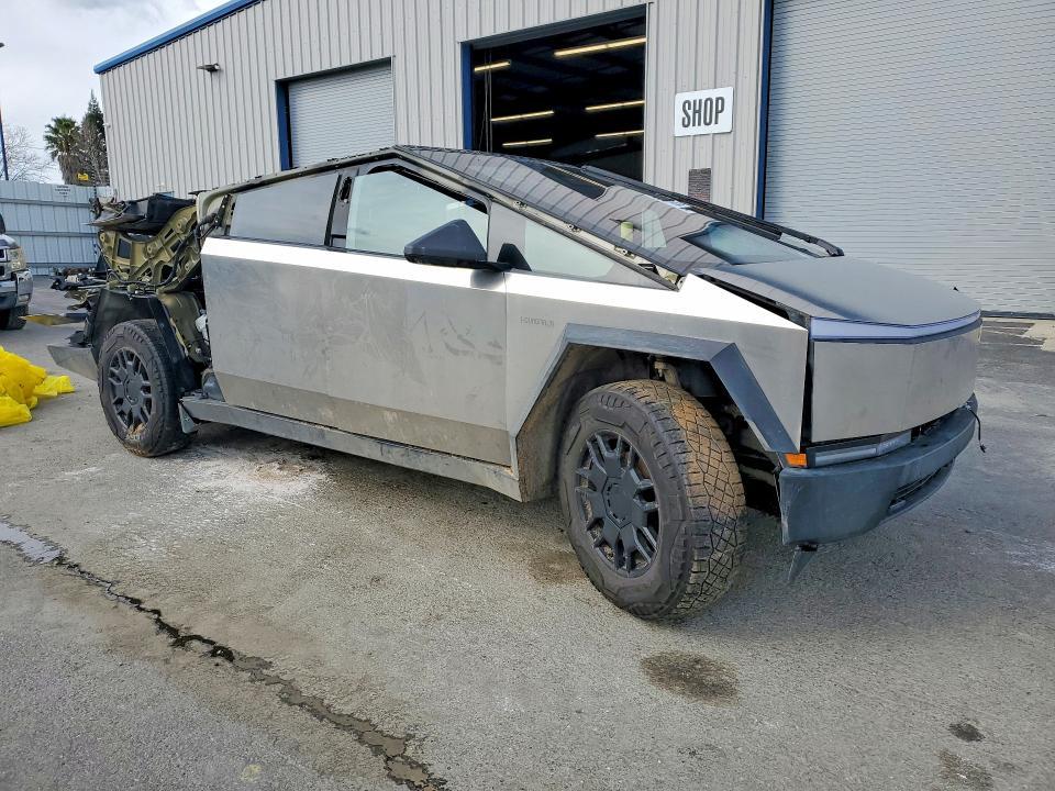 2024 Tesla Cybertruck