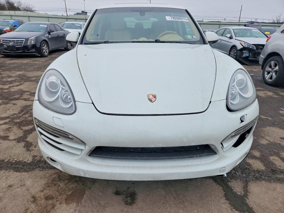 2013 Porsche Cayenne