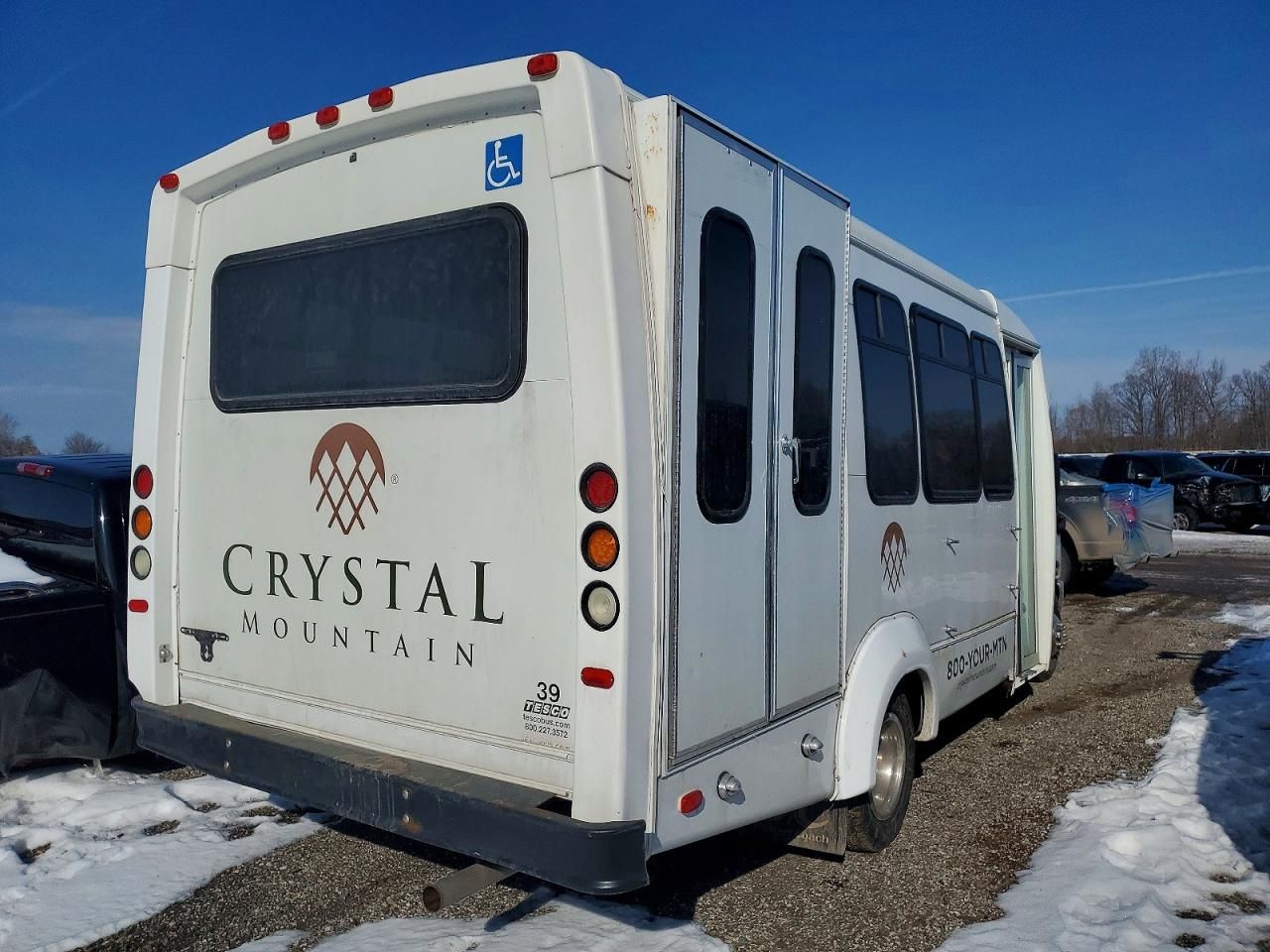 2016 Ford Econoline E350 Super Duty Cutaway Van