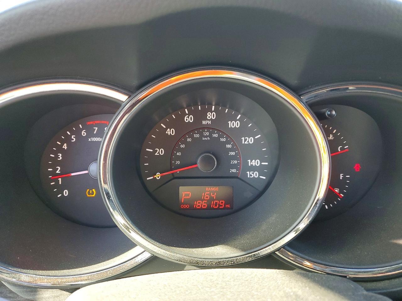 2011 KIA Sorento lx