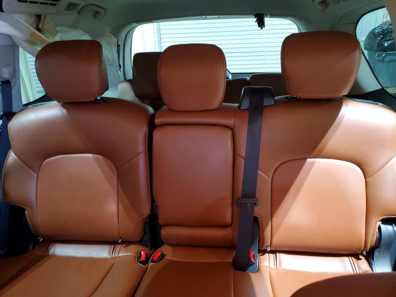 2017 Nissan Armada sv