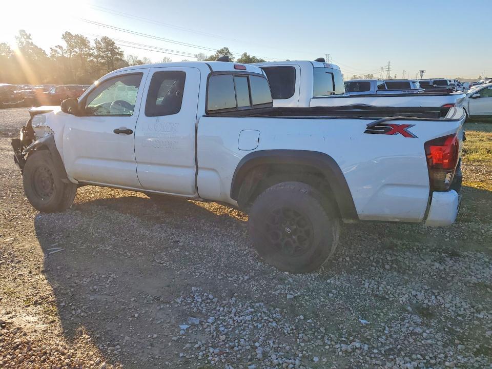 2022 Toyota Tacoma Access cab