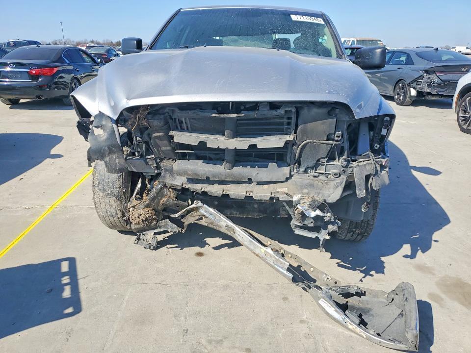 2019 Dodge Ram 1500 Classic slt