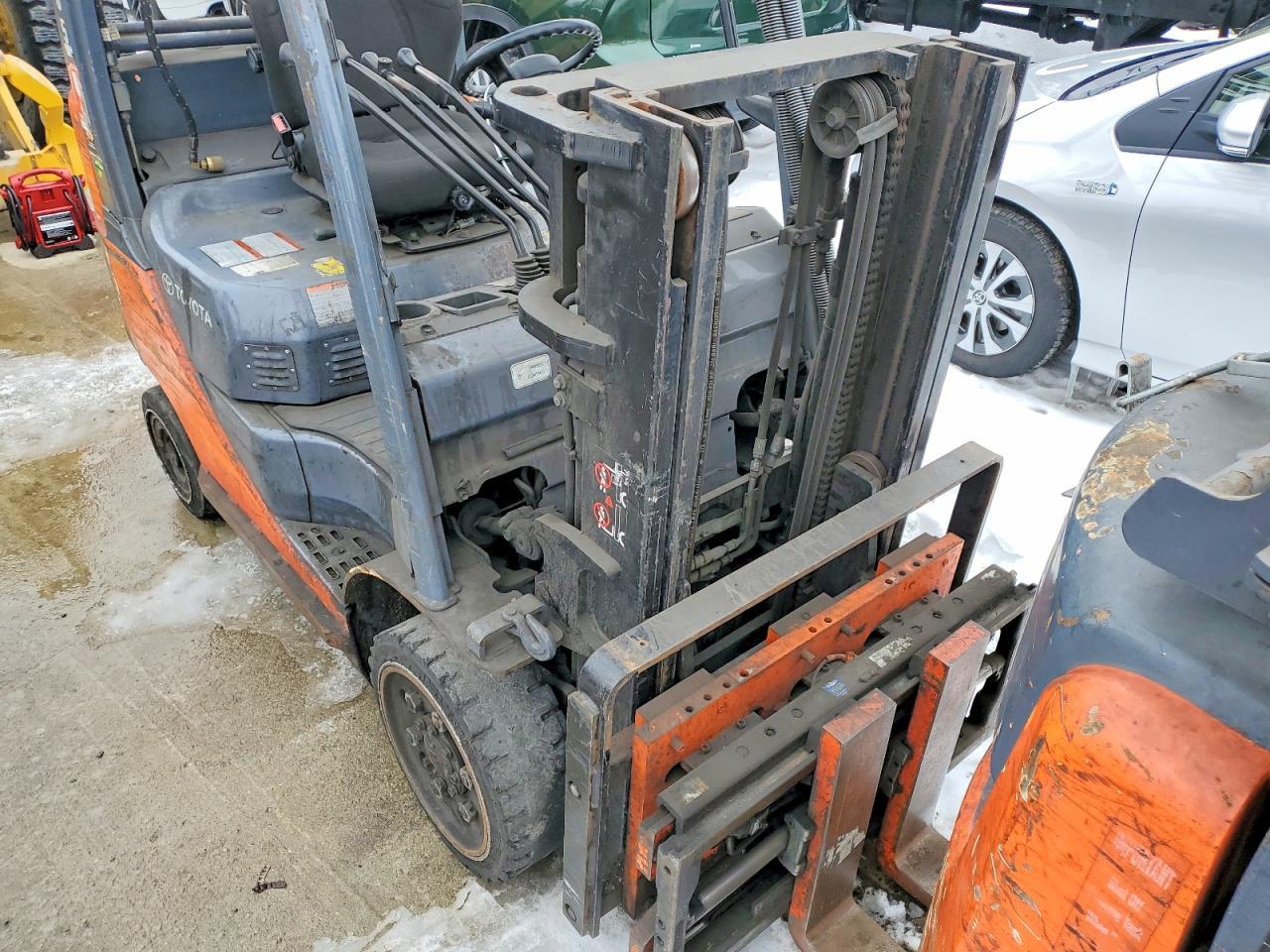 2014 Toyt Forklift-Forklift